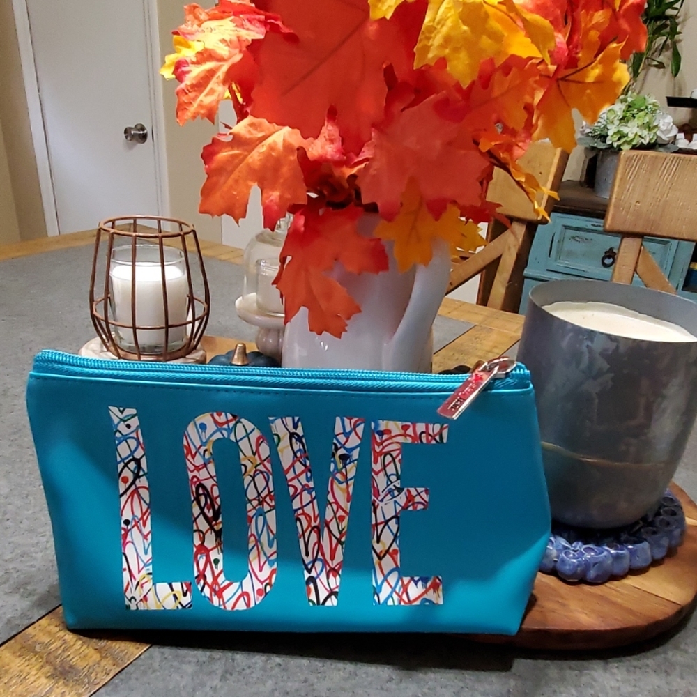 Super Cute Travel/Makeup Bag
